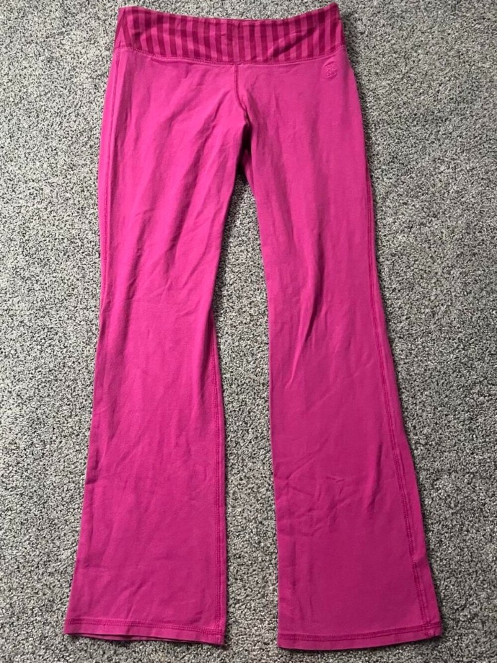 Hot pink New York & Company yoga pants